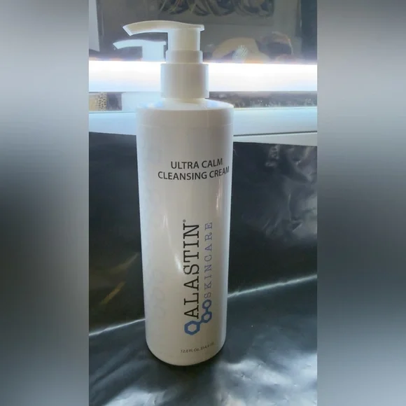 Alastin-Ultra Calm Cleansing Cream 12OZ Pro Size - Picture 2 of 5